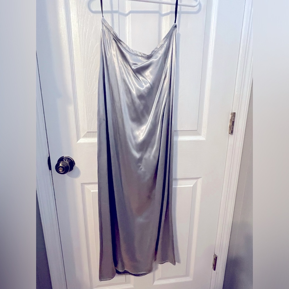 Vintage 1990s satin silver party skirt. Sz 12